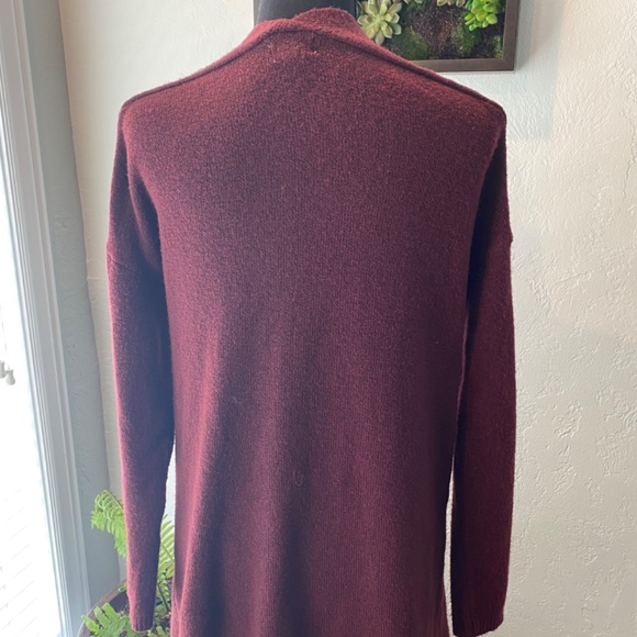 3 Cardigans - Picture 2 of 6